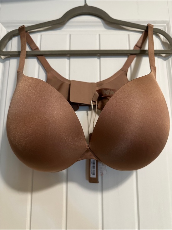 SKIMS Other - SKIMS Ultimate Push Up Plunge Bra NWT